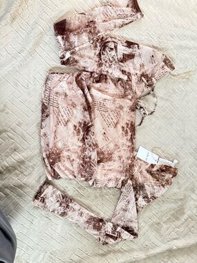 Willow Root Blush and Brown Printed Top
